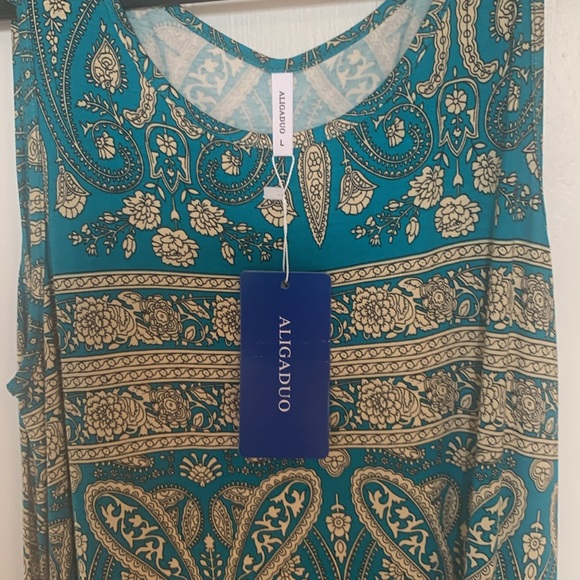 Aligaduo paisley patterned dress with pockets brand NWT - Picture 2 of 5